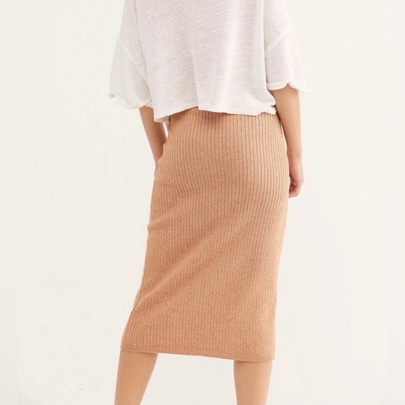 NWOT Free People Skyline Skirt - Picture 3 of 5